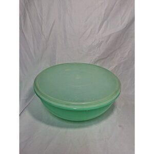 Tupperware Large 26 Cup Fix N Mix Bowl #274 & 224 Lid  - Jadeite Green